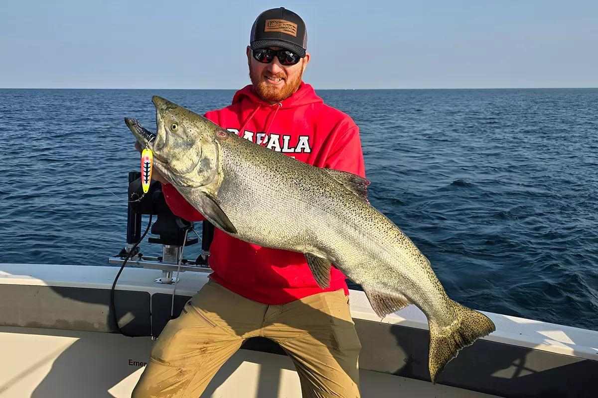 5 Factors to Catch Big Water Salmon